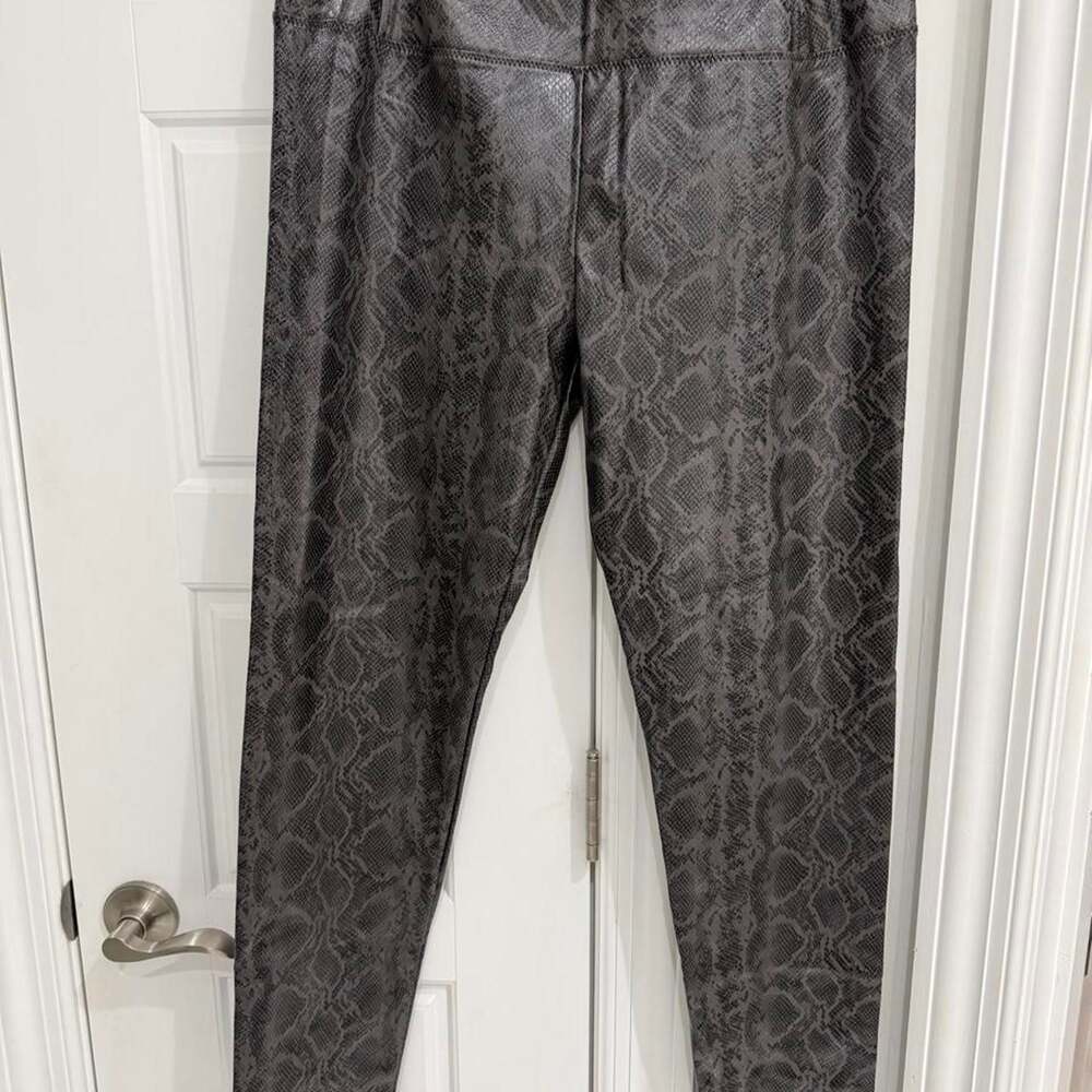 7 For All Mankind Snakeskin Faux Leather Leggings Large